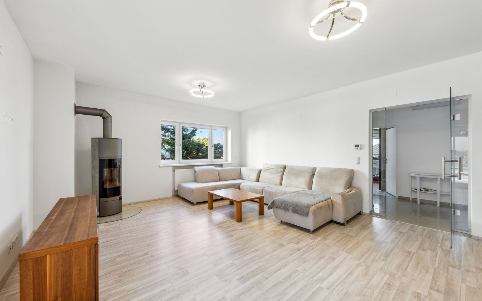 Von Foest Immobilien - Familienparadies - TRAUM-HAUS__EINFAMILIENHAUS__VILLA__OELBERG__KLOSTERNEUBURG__LUXUS_WOHNTRAUM_4.jpg