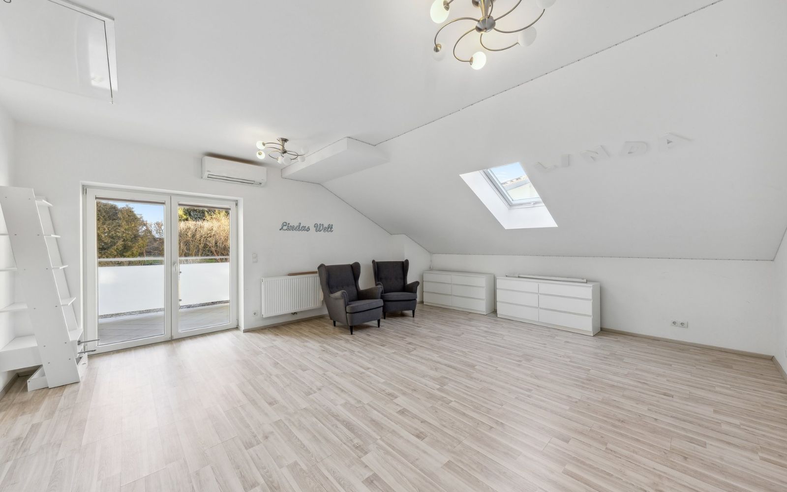 Von Foest Immobilien - Familienparadies - TRAUM-HAUS__EINFAMILIENHAUS__VILLA__OELBERG__KLOSTERNEUBURG__LUXUS_WOHNTRAUM_5.jpg
