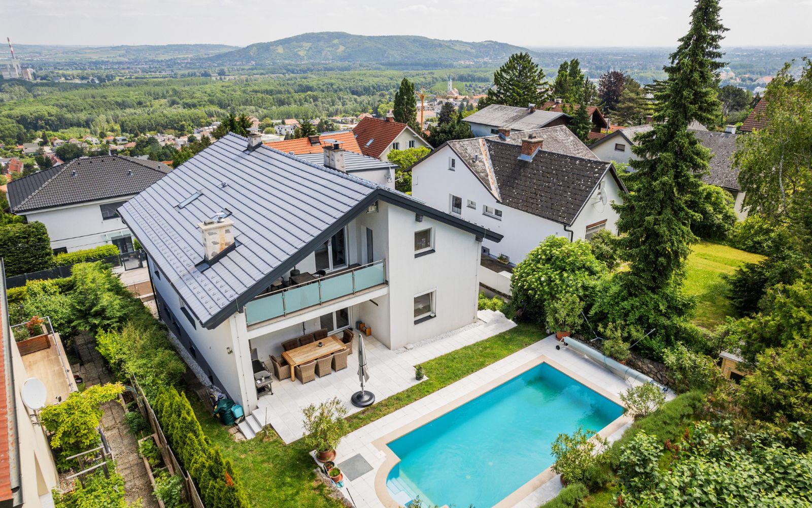Von Foest Immobilien - Familienparadies - TRAUM-HAUS__EINFAMILIENHAUS__VILLA__OELBERG__KLOSTERNEUBURG__LUXUS_WOHNTRAUM_6.jpg